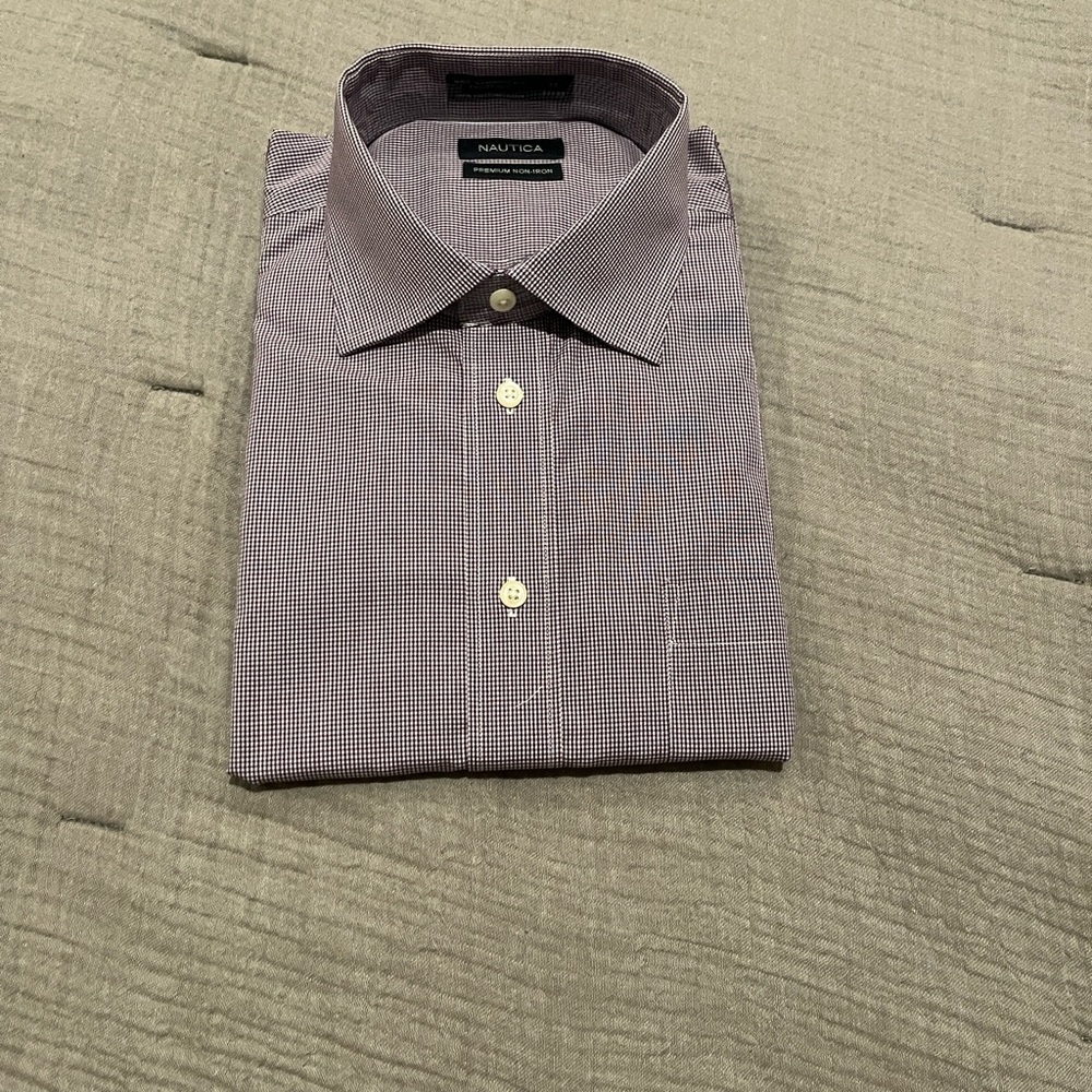 Nautica Men's Black and White Patterned Dress Shirt